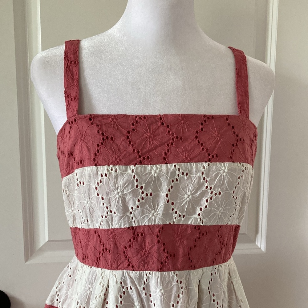Loft Outlet dress size 2 eyelet with straps Pink and White - Picture 3 of 8